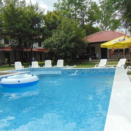 Holiday Park Ranchoto Hotel Kirkovo  Bagian luar foto
