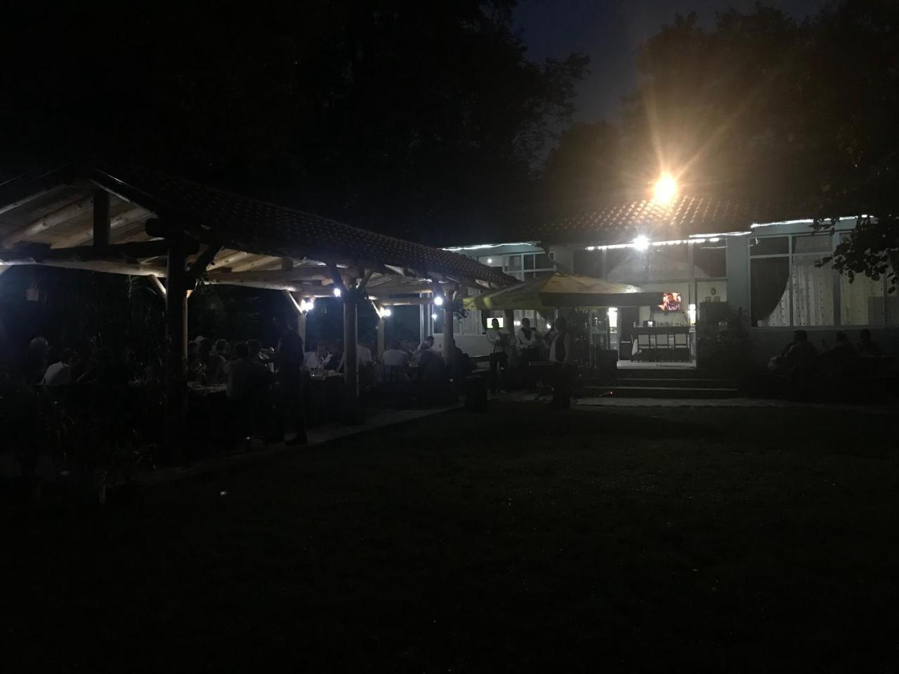 Holiday Park Ranchoto Hotel Kirkovo  Bagian luar foto