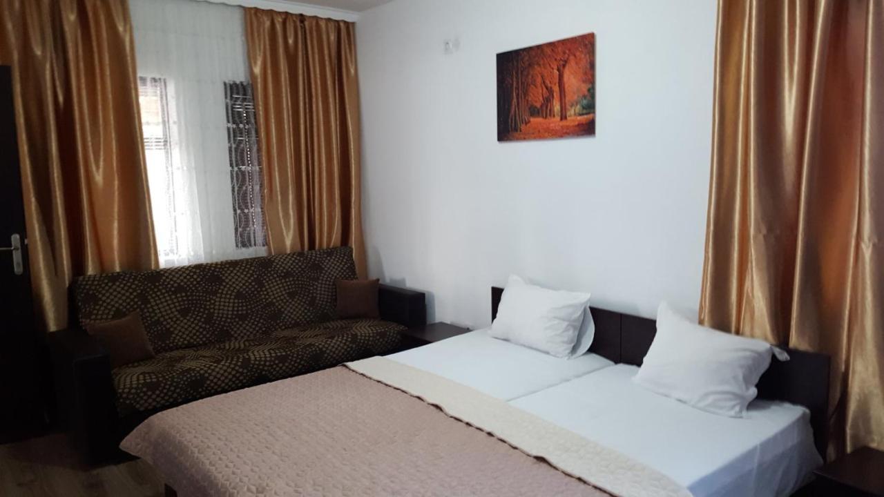 Holiday Park Ranchoto Hotel Kirkovo  Bagian luar foto